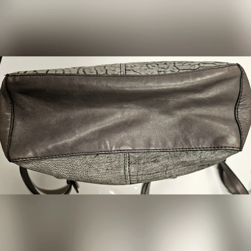 KOOBA Parker Neiman Marcus Gray  LEATHER PURSE crossbody bucket handbag - Picture 8 of 16
